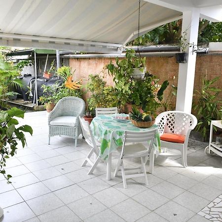 Coco Et Canne Port-Louis Extérieur photo