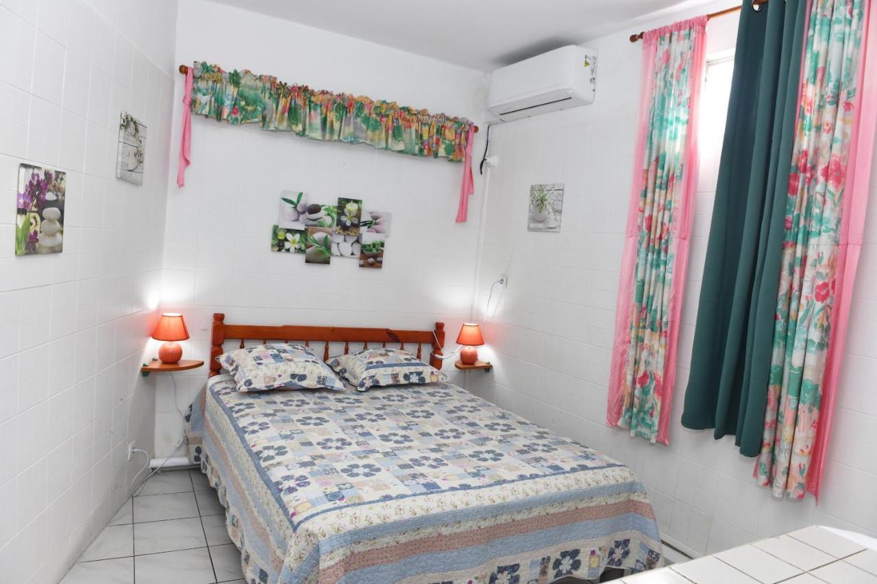 Coco Et Canne Port-Louis Extérieur photo